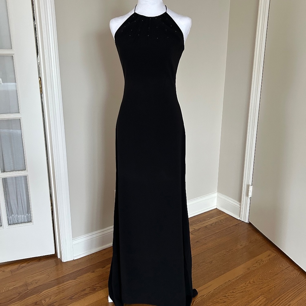 Tahari Halter Evening Gown Stretch Jersey with Beaded Neckline --Sz 4 Black NWOT